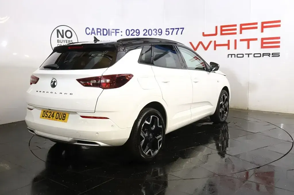 Used Vauxhall Grandland X Ultimate 2024 White SUV