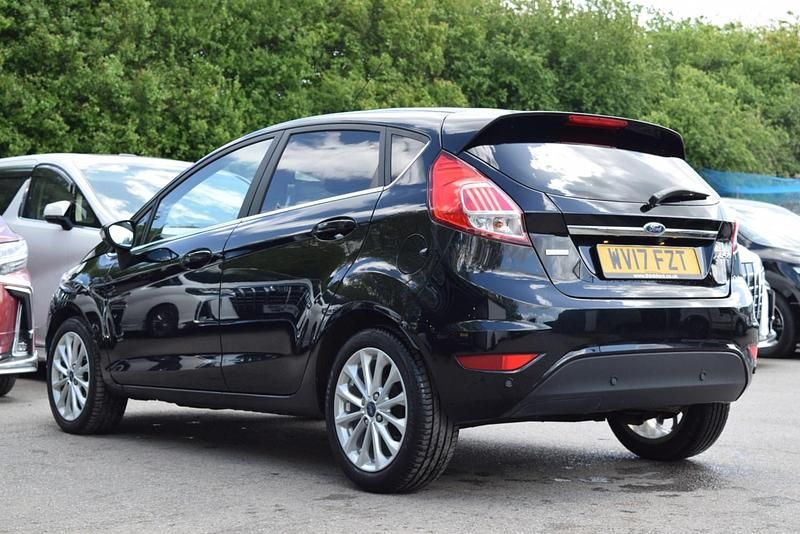 Used Ford Fiesta Titanium X 125 HP (91 kW) 2017 Black Hatchback