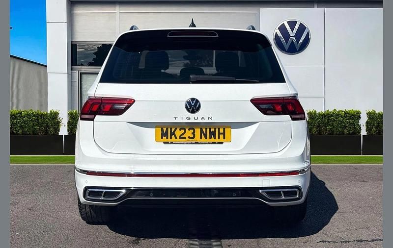 Used VW Tiguan R-line 150 HP (110 kW) 2023 White SUV