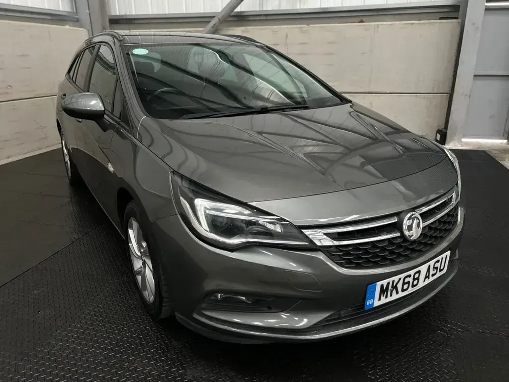 Gebraucht Vauxhall Astra 110 PS (80 kW) 2019 Grau Kombi