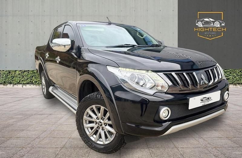 Black Used 2018 Mitsubishi L200 Pickup | £15,750 (Fair price) - Image 1/4