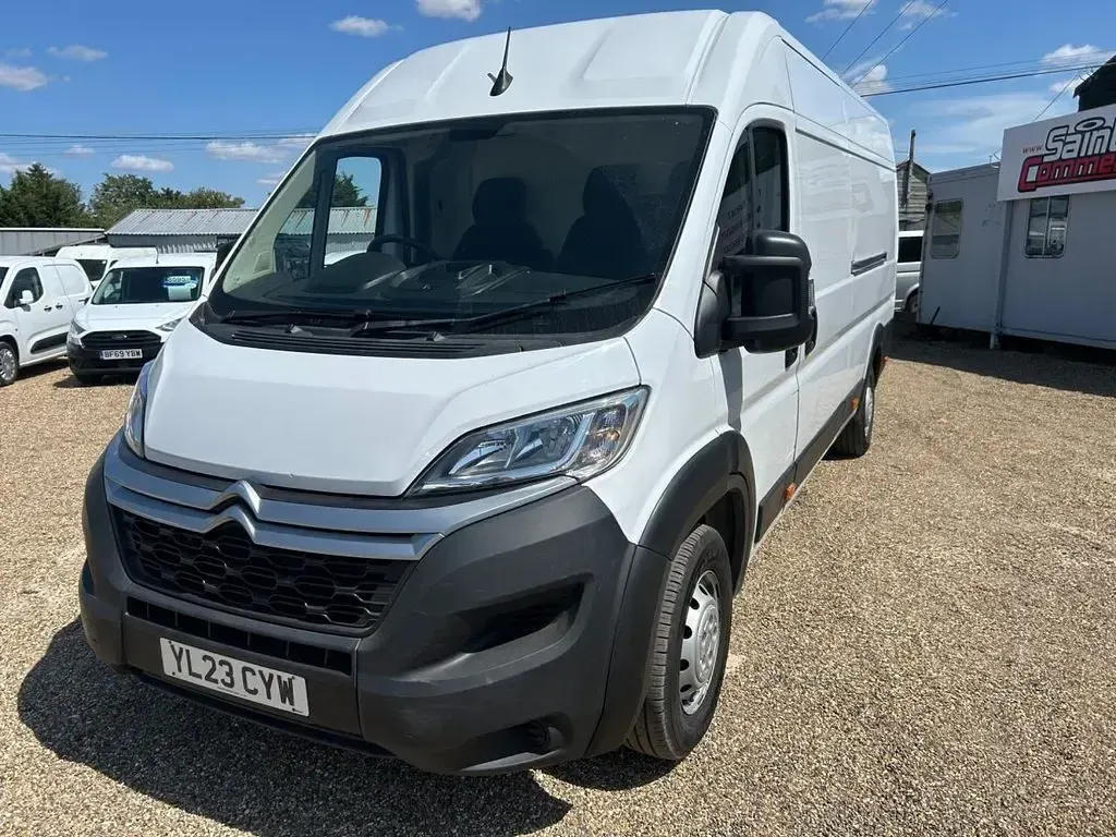 Used Citroën Relay 140 HP (102 kW) 2023 White Van