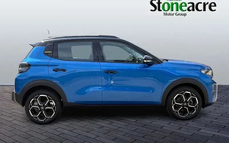 Used Citroën C3 PureTech 101 HP (74 kW) 2025 Blue SUV