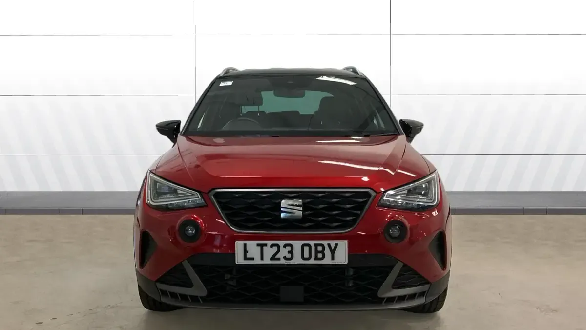 Used Seat Arona FR 110 HP (80 kW) 2023 Red SUV