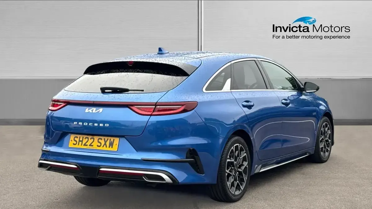 Used Kia ProCeed GT-Line 160 HP (117 kW) 2022 Intense blue pearl Estate
