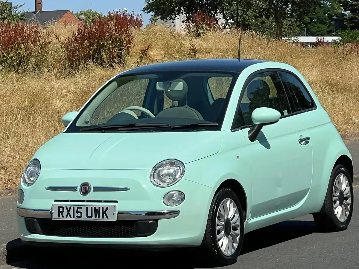 Used Fiat 500 Lounge 69 HP (50 kW) 2015 Green Hatchback