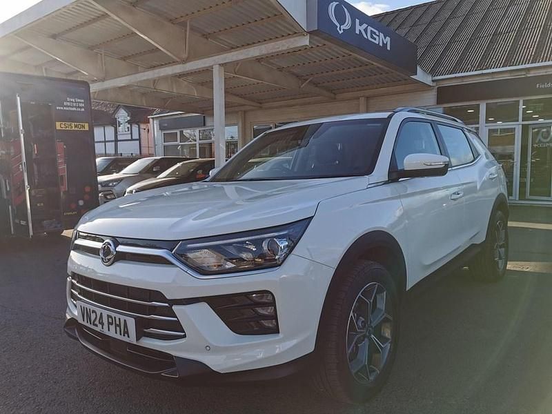 Used Ssangyong (KGM) Korando 163 HP (119 kW) 2024 White SUV