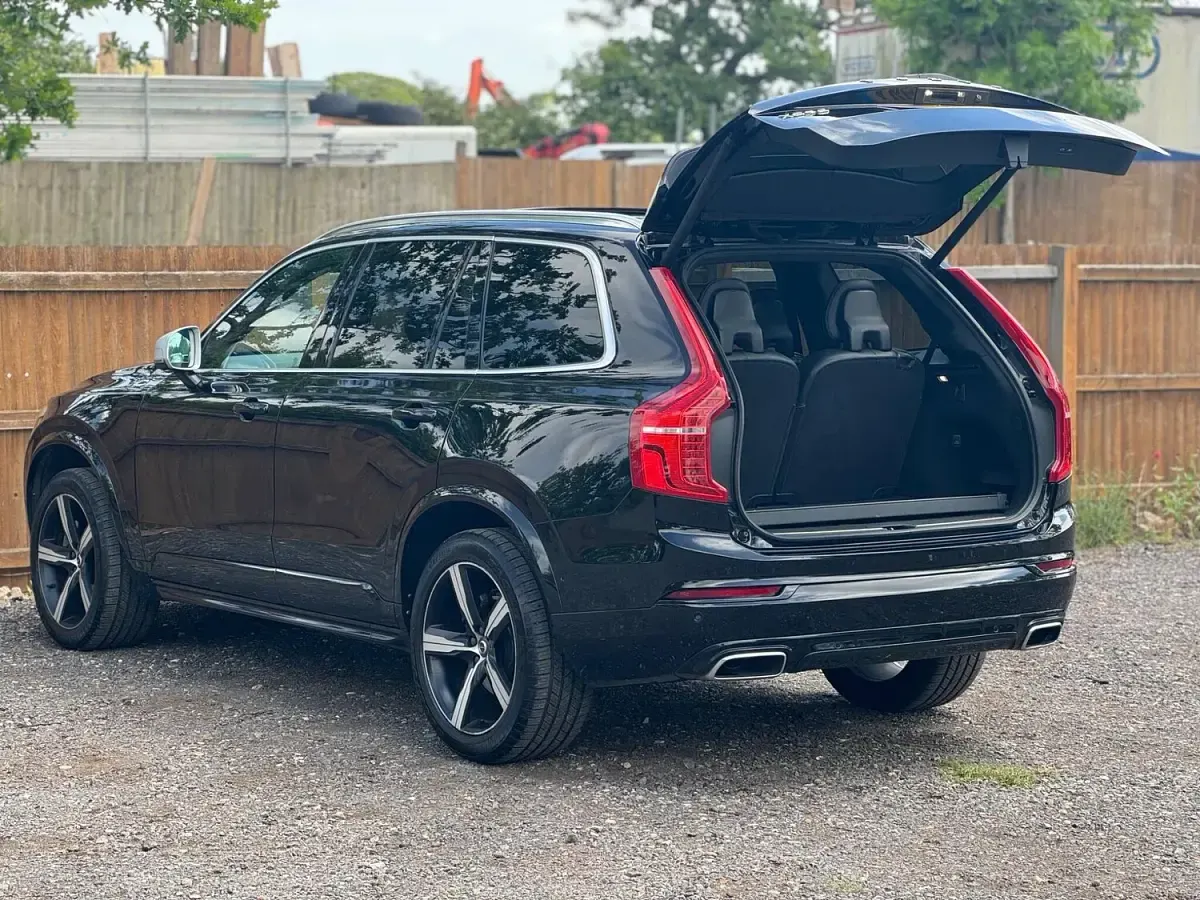 Used Volvo XC90 R-Design 2017 Black SUV
