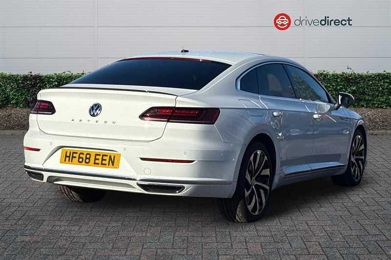 Used VW Arteon R-line 150 HP (110 kW) 2018 White Hatchback