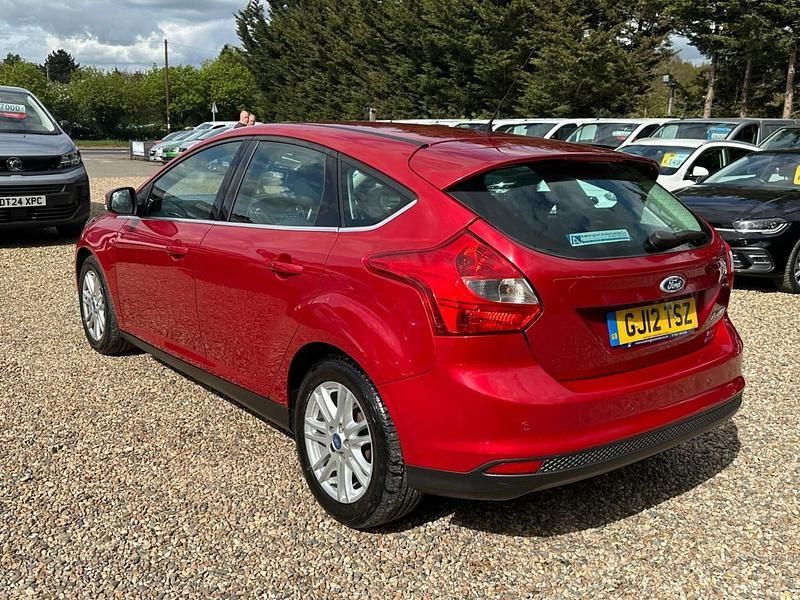 Used Ford Focus Titanium 2012 Red Hatchback