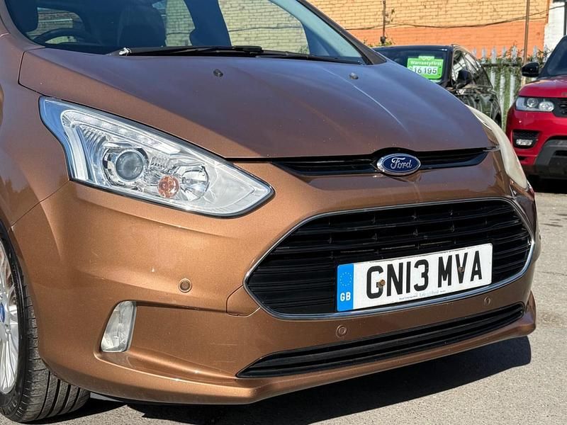 Used Ford B-MAX Titanium 105 HP (77 kW) 2013 Gold MPV