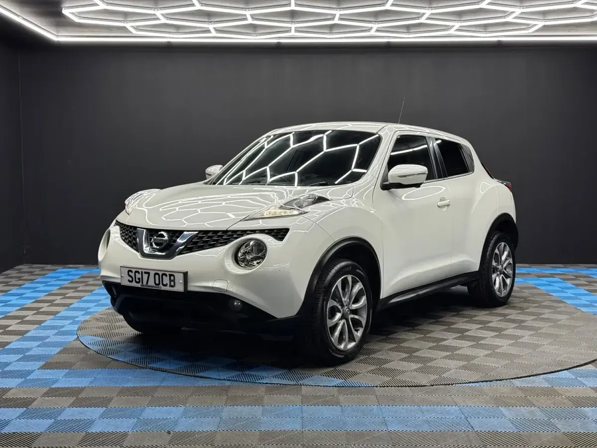 Used Nissan Juke Tekna 110 HP (80 kW) 2017 White SUV