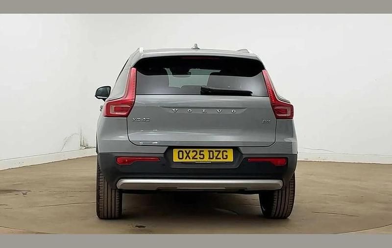 Used Volvo XC40 Ultra 161 HP (118 kW) 2025 Grey SUV