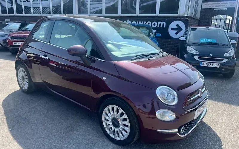 Used Fiat 500 Lounge 69 HP (50 kW) 2017 Hatchback