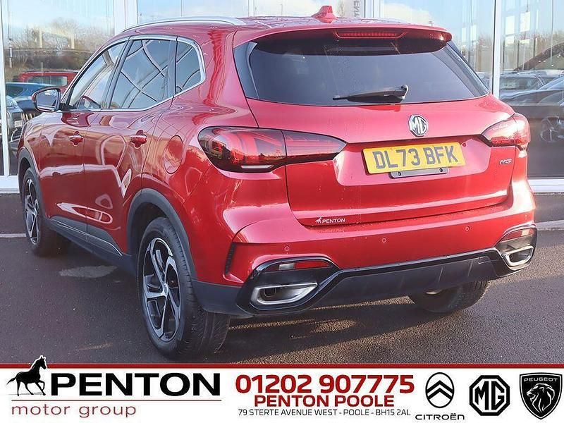 Usado MG HS Trophy 162 HP (119 kW) 2023 Vermelho SUV