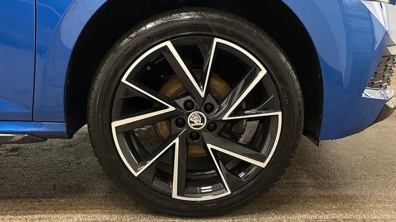 Used Skoda Kamiq Monte Carlo 110 HP (80 kW) 2023 Blue SUV