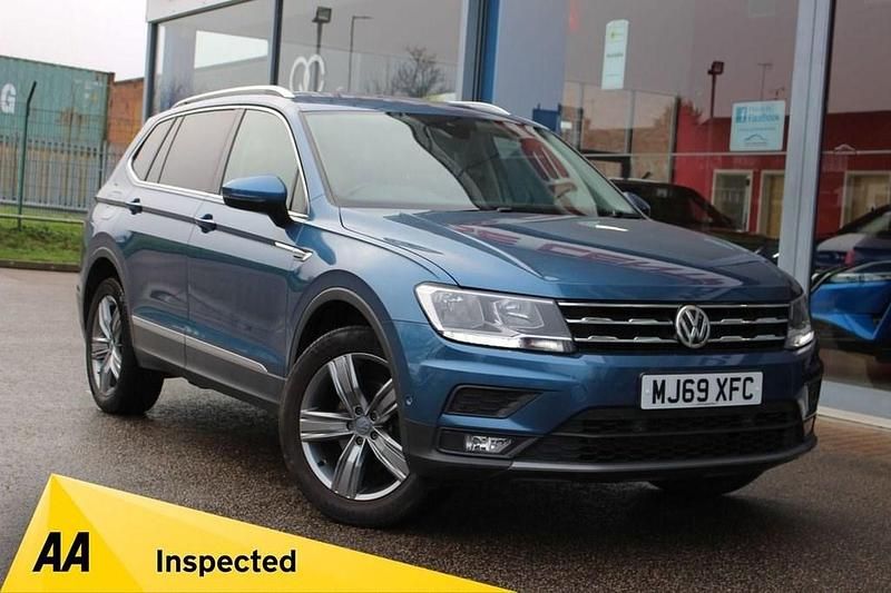 Blue Used 2019 VW Tiguan Allspace Match SUV | £13,995 (Fair price) - Image 1/4