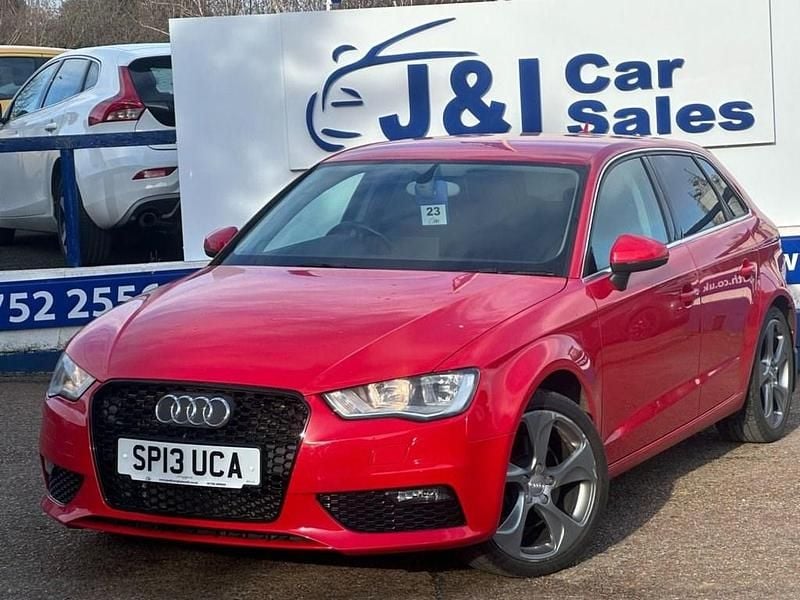 Used Audi A3 Sportback Sport 180 HP (132 kW) 2013 Red Hatchback