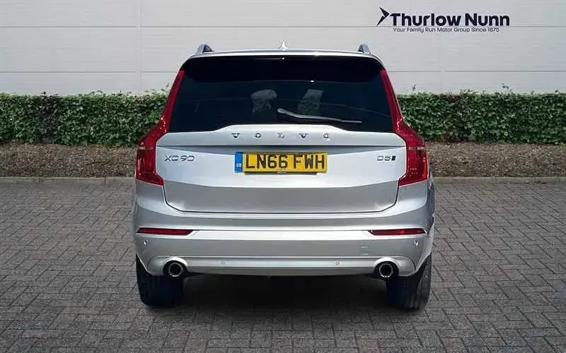 Used Volvo XC90 Momentum 235 HP (172 kW) 2019 SUV