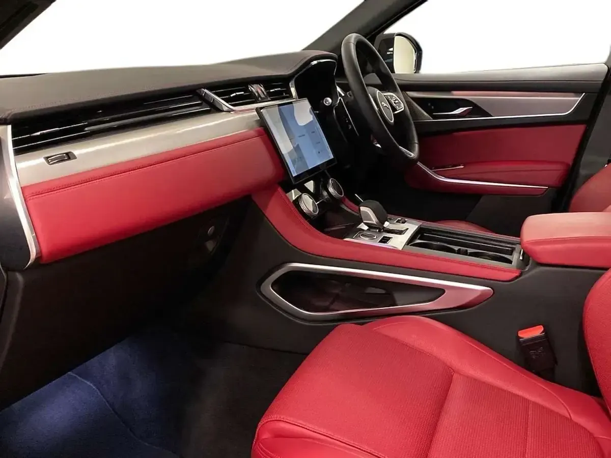 Second-hand Jaguar F-Pace R-Dynamic 2024 Negru SUV