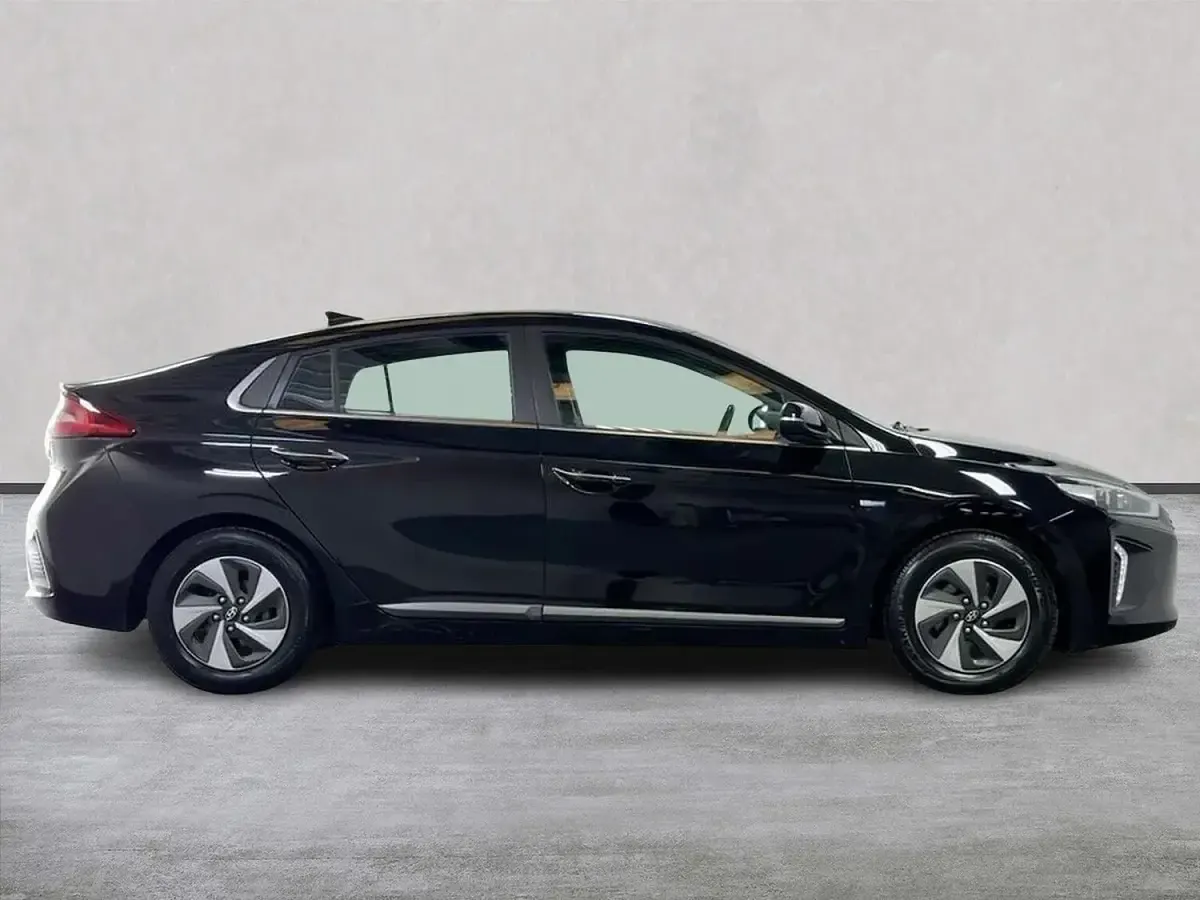 Used Hyundai Ioniq Premium 141 HP (103 kW) 2018 Black Hatchback
