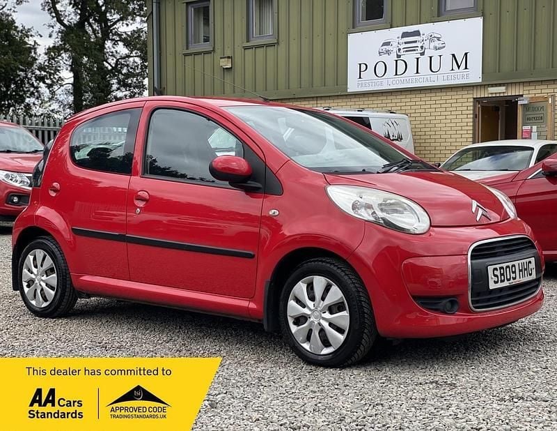 Red Used 2009 Citroën C1 VTR Sport Hatchback | £2,490 (Fair price) - Image 1/3