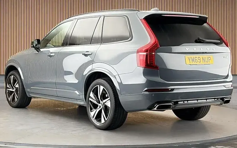 Used Volvo XC90 R-Design 250 HP (183 kW) 2019 Grey SUV