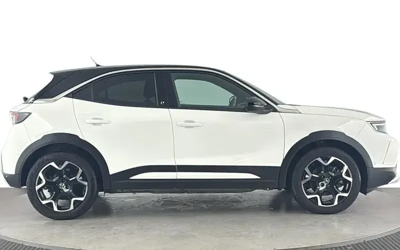 Używany Vauxhall Mokka Edition 100 kW (136 KM) 2021 Biały SUV
