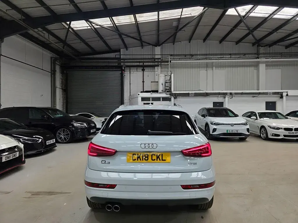 Używany Audi Q3 S-Line 184 KM (135 kW) 2018 Biały SUV