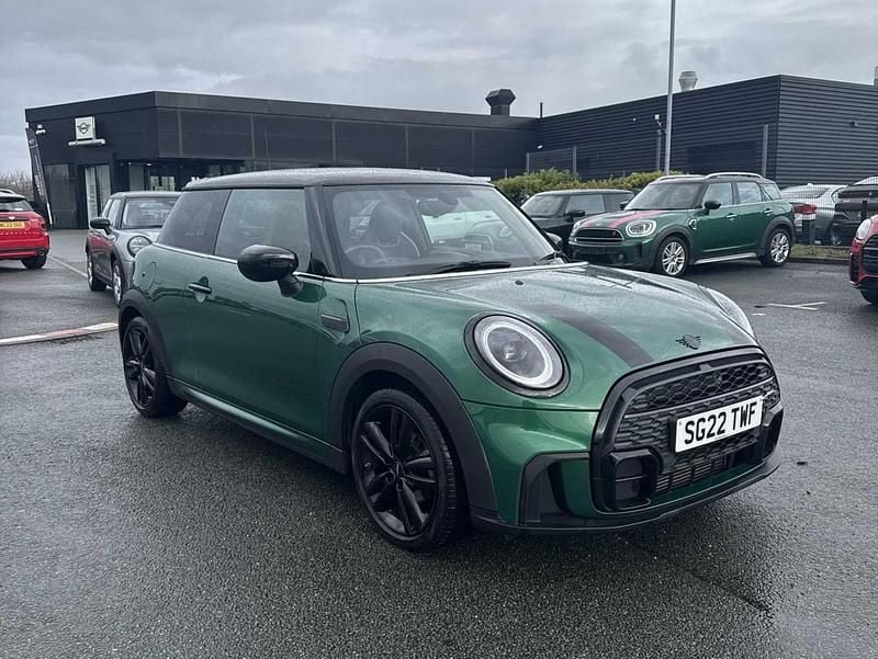 Used Mini Cooper Hatch 134 HP (98 kW) 2022 Green Hatchback