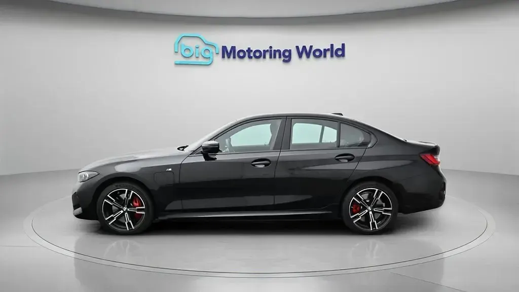 Used BMW 330e M Sport 292 HP (214 kW) 2025 Black Sedan