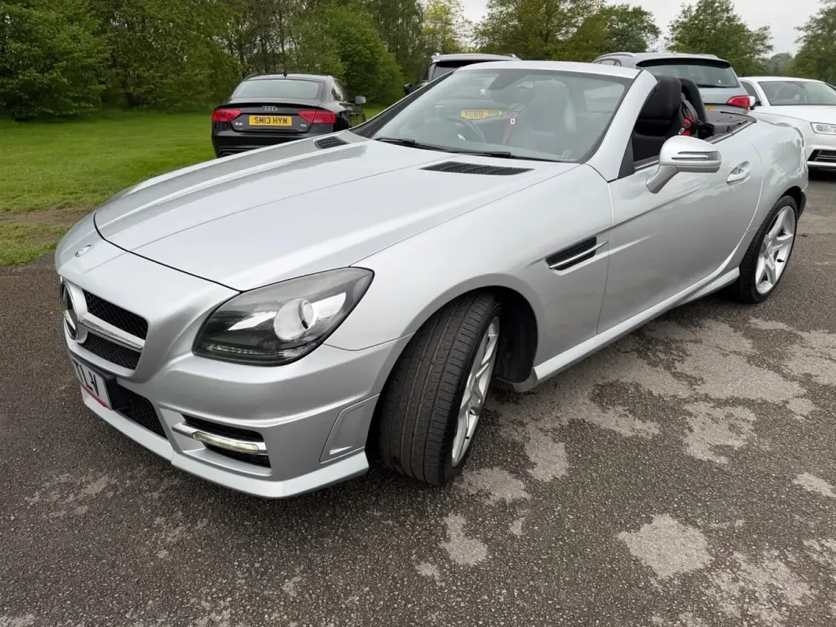 Usado Mercedes SLK200 AMG 2012 Prateado Cabrios