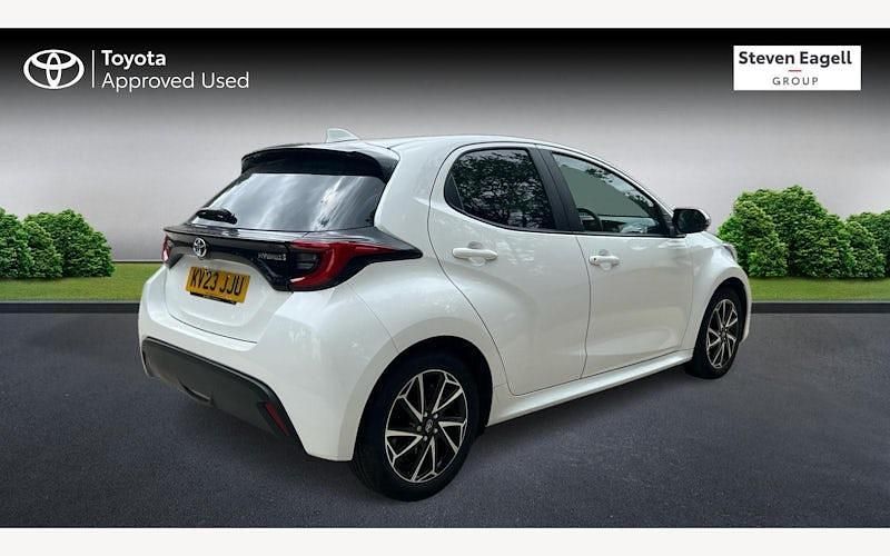 Used Toyota Yaris Hybrid Design 116 HP (85 kW) 2026 Hatchback