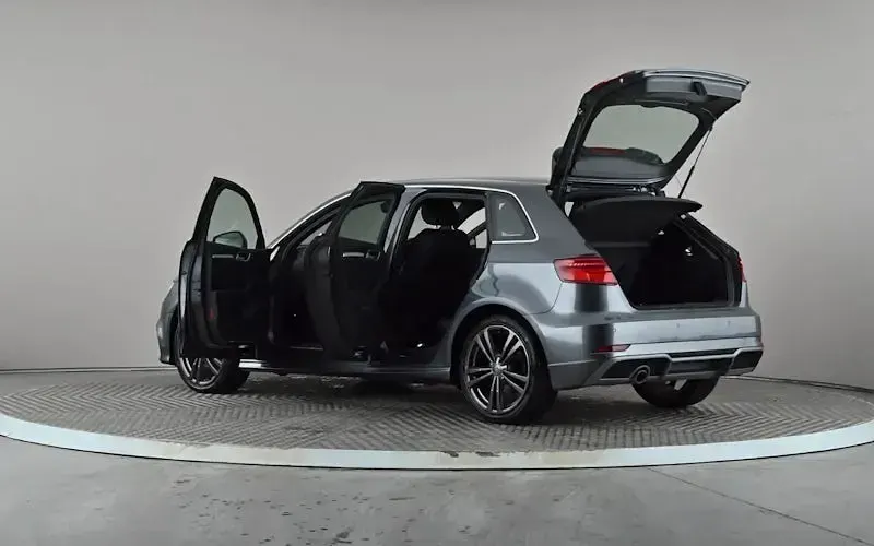 Used Audi A3 Sportback S-Line 116 HP (85 kW) 2019 Grey Hatchback