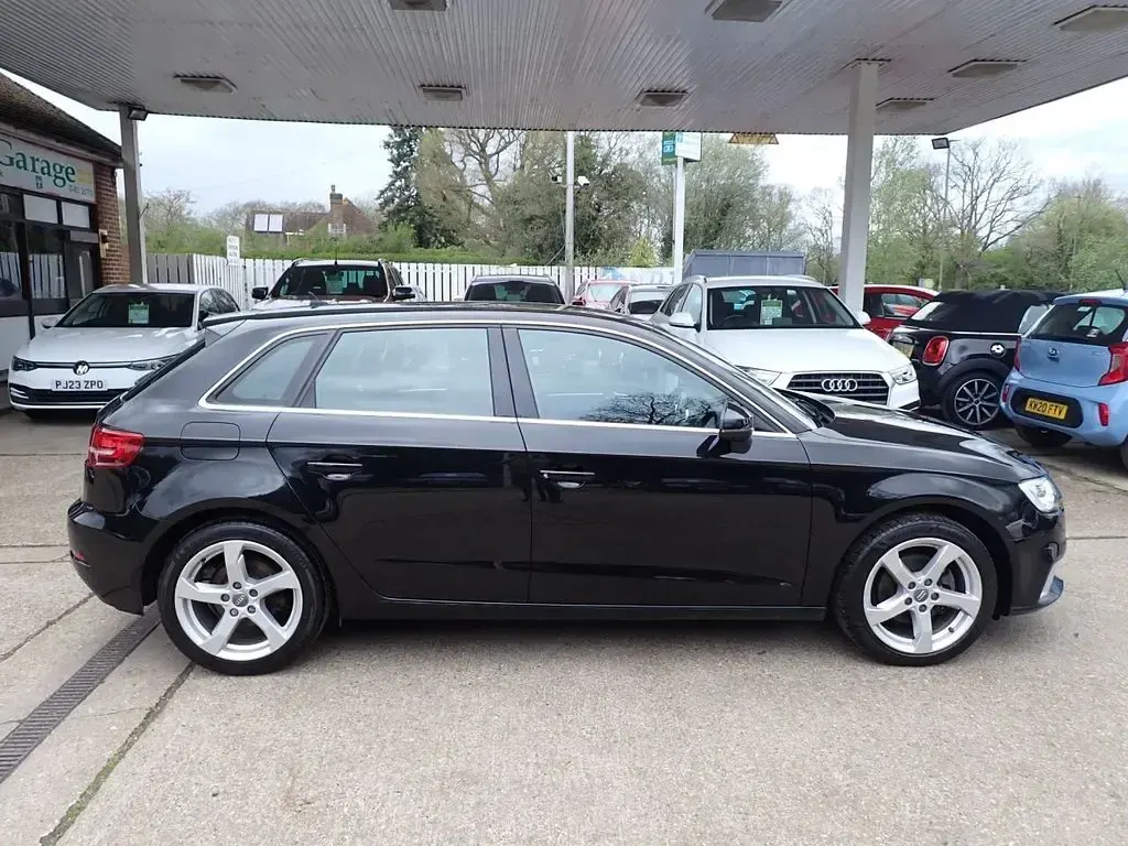Used Audi A3 Sport 150 HP (110 kW) 2019 Black Sedan
