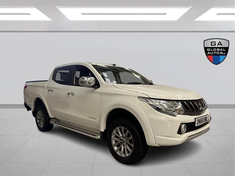 Used Mitsubishi L200 Warrior 2018 White Pickup