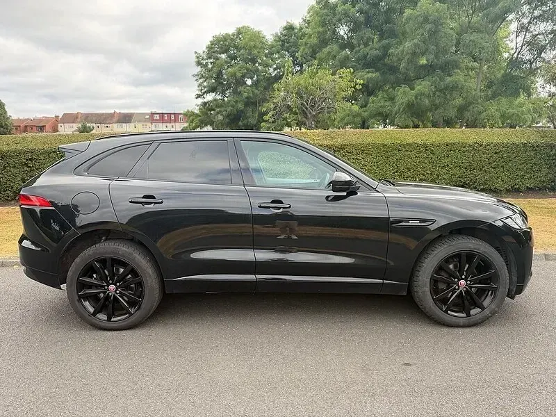 Used Jaguar F-Pace R-Sport 180 HP (132 kW) 2018 Black SUV