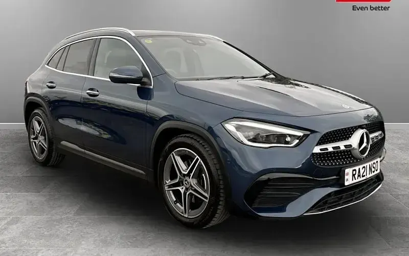 Used Mercedes GLA180 AMG Line Premium Plus 136 HP (100 kW) 2022 SUV
