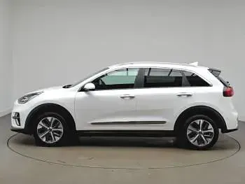 Usado Kia e-Niro 150 kW (204 HP) 2020 Branco SUV