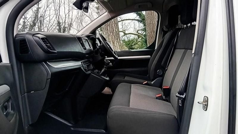 Used Toyota Proace Verso City 120 HP (88 kW) 2021 White MPV