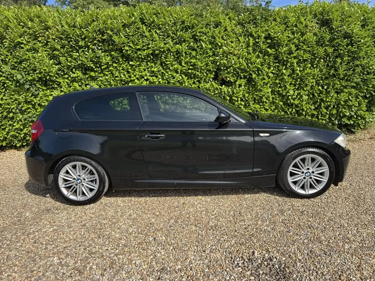 Used BMW 118 M Sport 2011 Black Hatchback