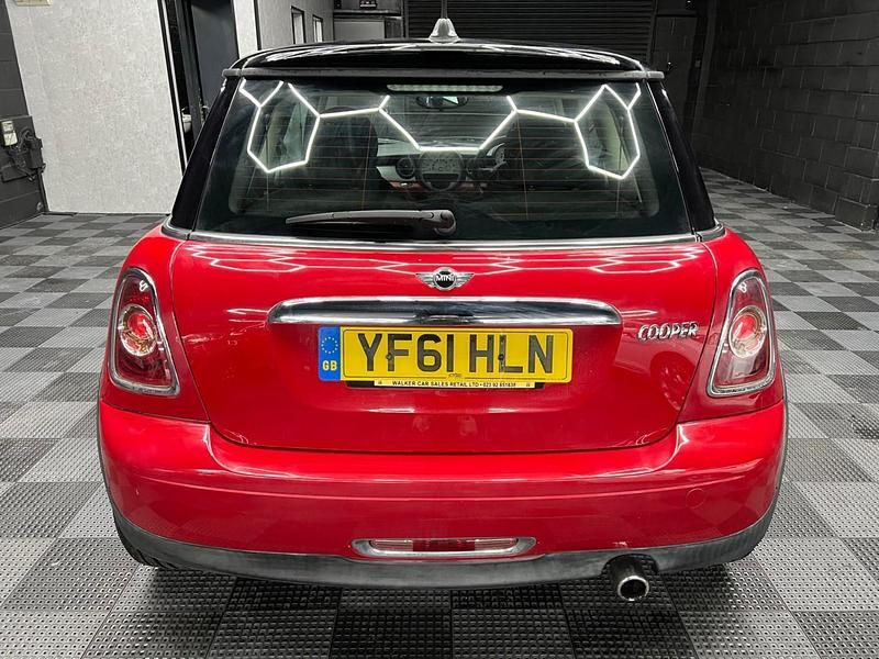 Used Mini Cooper Hatch 2011 Red Hatchback