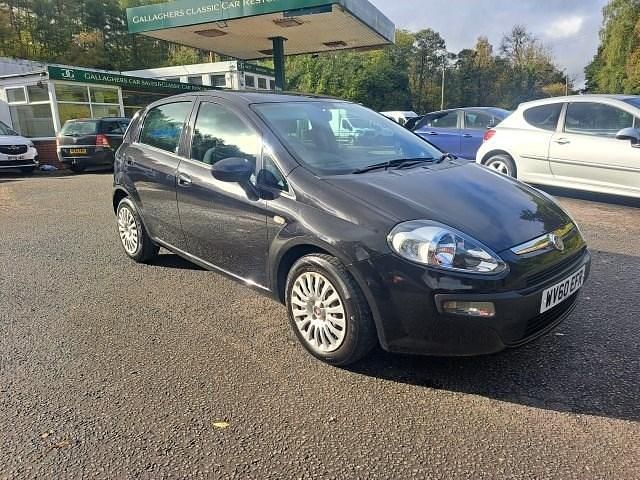 Black Used 2010 Fiat Punto Evo Dynamic Hatchback | £2,695 - Image 1/4