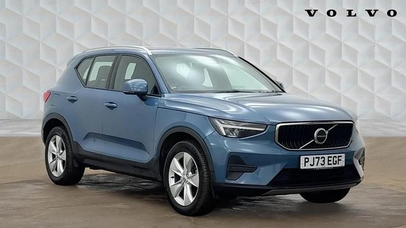 Used Volvo XC40 Core 163 HP (119 kW) 2023 Blue SUV