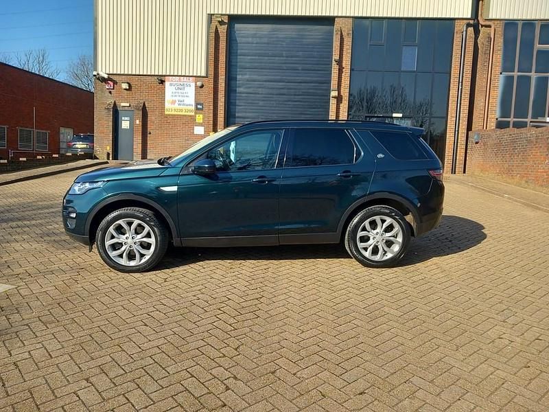 Used Land Rover Discovery Sport HSE 180 HP (132 kW) 2017 Green SUV