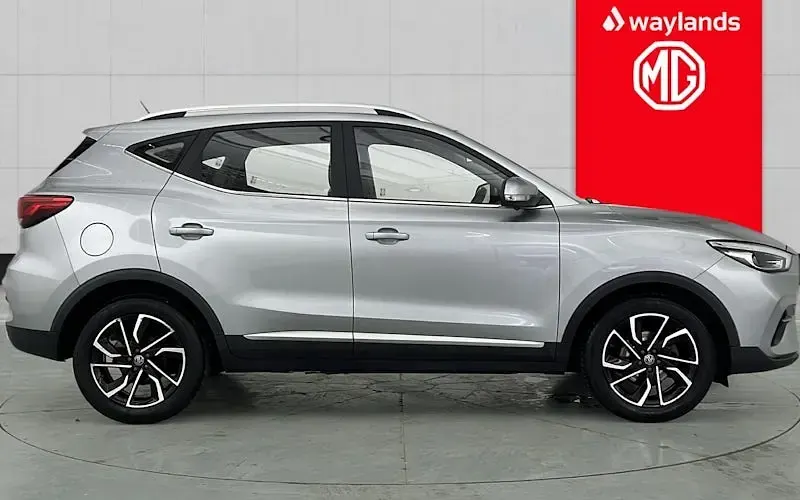 Usado MG ZS Exclusive 106 HP (77 kW) 2024 SUV