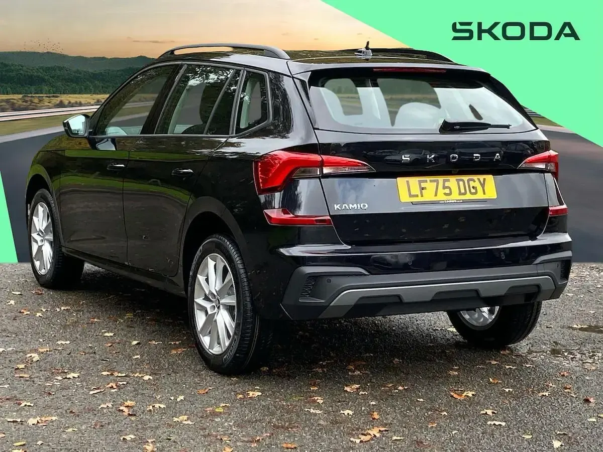 Used Skoda Kamiq SE 70 HP (51 kW) 2025 Black SUV
