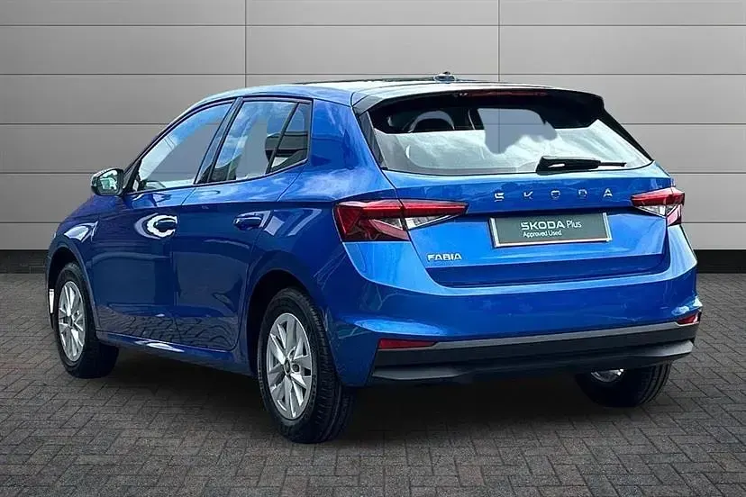 Novo Skoda Fabia SE 116 HP (85 kW) 2026 Azul Citadino