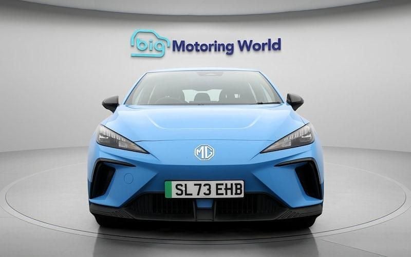 Used MG MG4 EV SE 125 kW (170 HP) 2023 Blue Hatchback