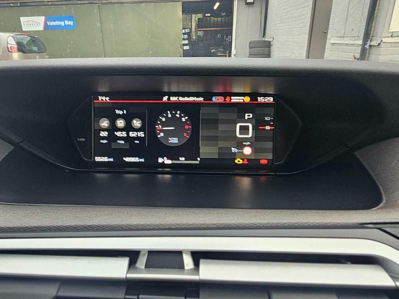 Used Suzuki Vitara 2018 Red/black Hatchback